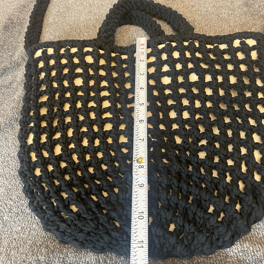 Madewell Black Woven Tote Bag - Picture 2 of 5